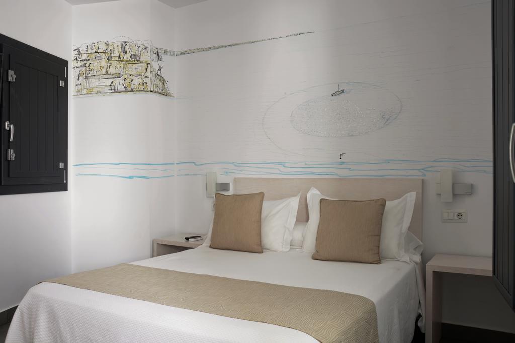 La Pasajera Hostal Boutique Кониль-де-ла-Фронтера Экстерьер фото